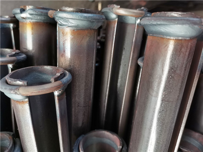 Saldature perfette set di bulloni divisi